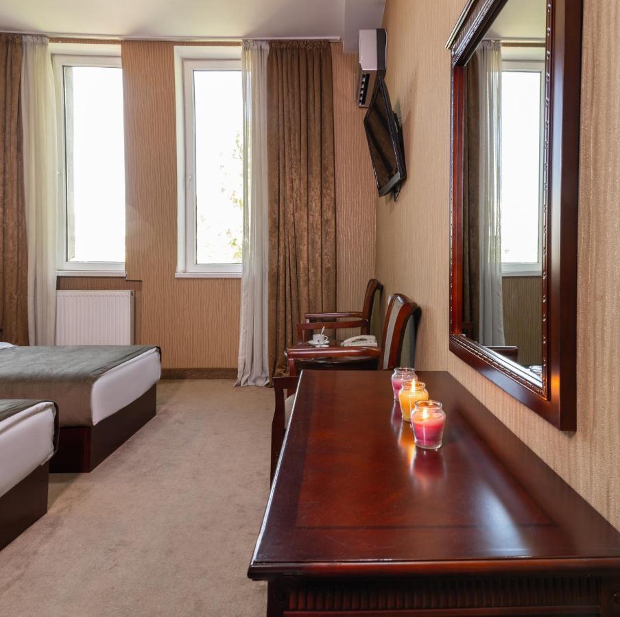 Margo Palace Hotel Tbilisi Ngoại thất bức ảnh