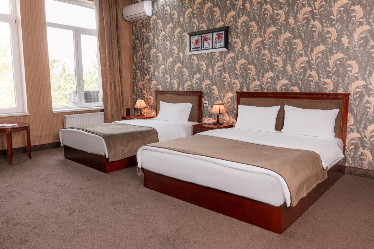 Margo Palace Hotel Tbilisi Ngoại thất bức ảnh