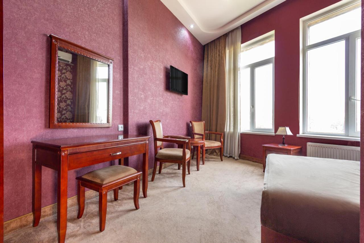 Margo Palace Hotel Tbilisi Ngoại thất bức ảnh